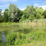 Holiday home Maison Avec A They-sous-montfort, Accueillant Et Moderne They-sous-Montfort