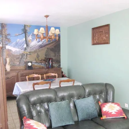 Maison Avec A They-sous-montfort, Accueillant Et Moderne They-sous-Montfort