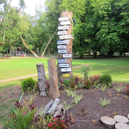 Σπίτι διακοπών Maison Avec A They-sous-montfort, Accueillant Et Moderne They-sous-Montfort