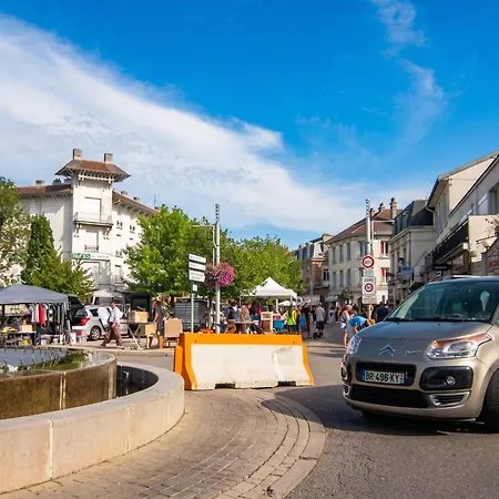 Maison Avec A They-sous-montfort, Accueillant Et Moderne Holiday home