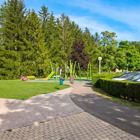Holiday home Maison Avec A They-sous-montfort, Accueillant Et Moderne They-sous-Montfort