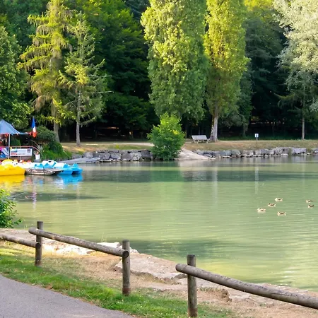 Holiday home Maison Avec A They-sous-montfort, Accueillant Et Moderne They-sous-Montfort