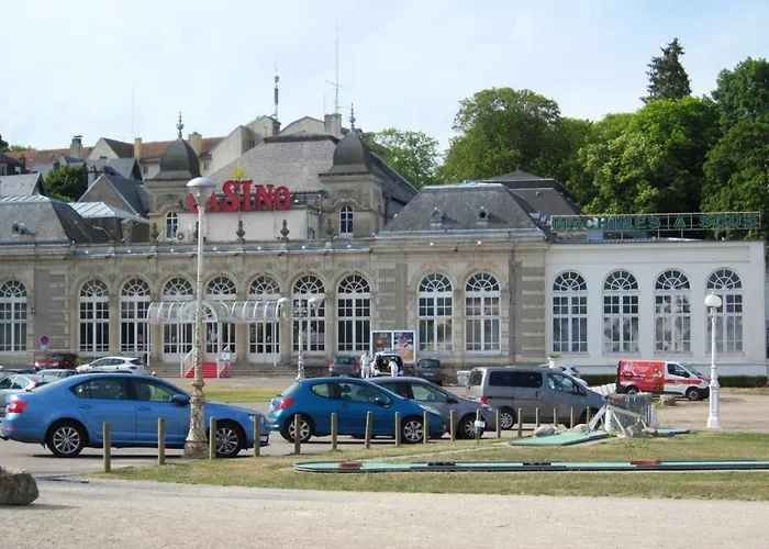 Holiday home Maison Avec A They-sous-montfort, Accueillant Et Moderne