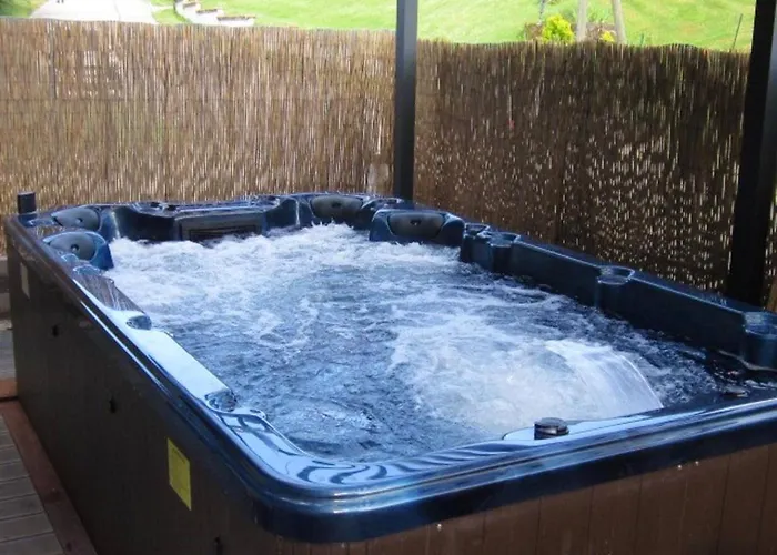 Maison Avec A They-sous-montfort, Accueillant Et Moderne * They-sous-Montfort